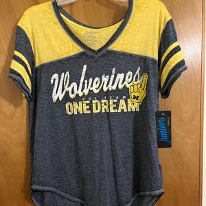 Juniors Michigan Wolverines Shirt - Size XL